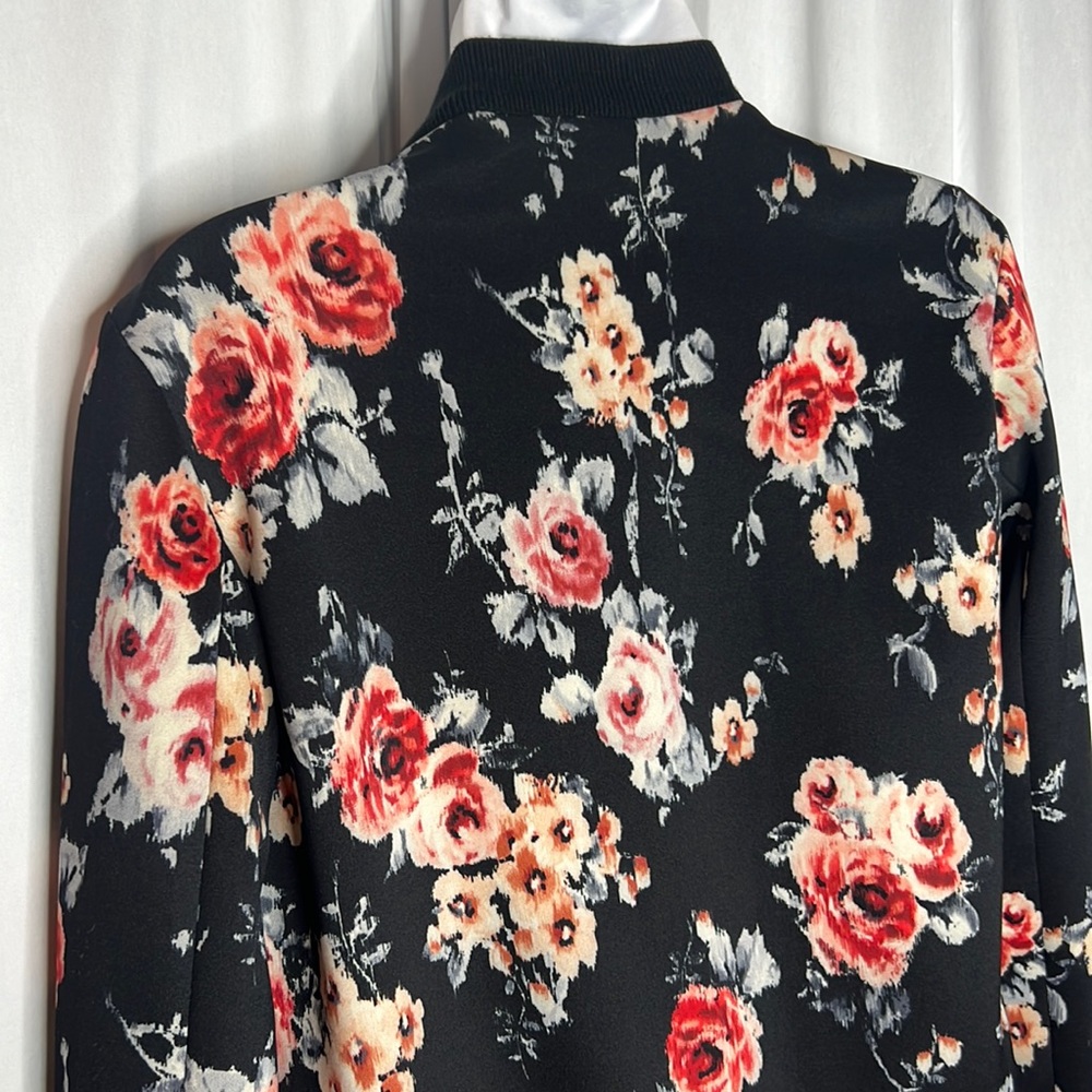 Zara Jacket - Picture 5 of 6